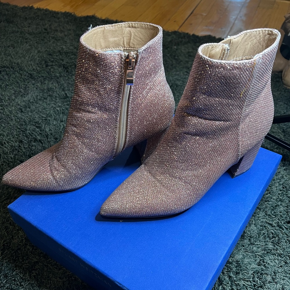 7.5 rose gold pointed boots